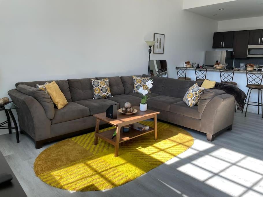 Cozy, High Rise, Large Studio Facing Downtown . Apartamento Baltimore Exterior foto